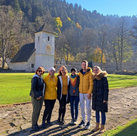 Spoločná fotka Spoločná fotka múzejníkov Múzea špeciálneho školstva v Levoči v Červenom kláštore.