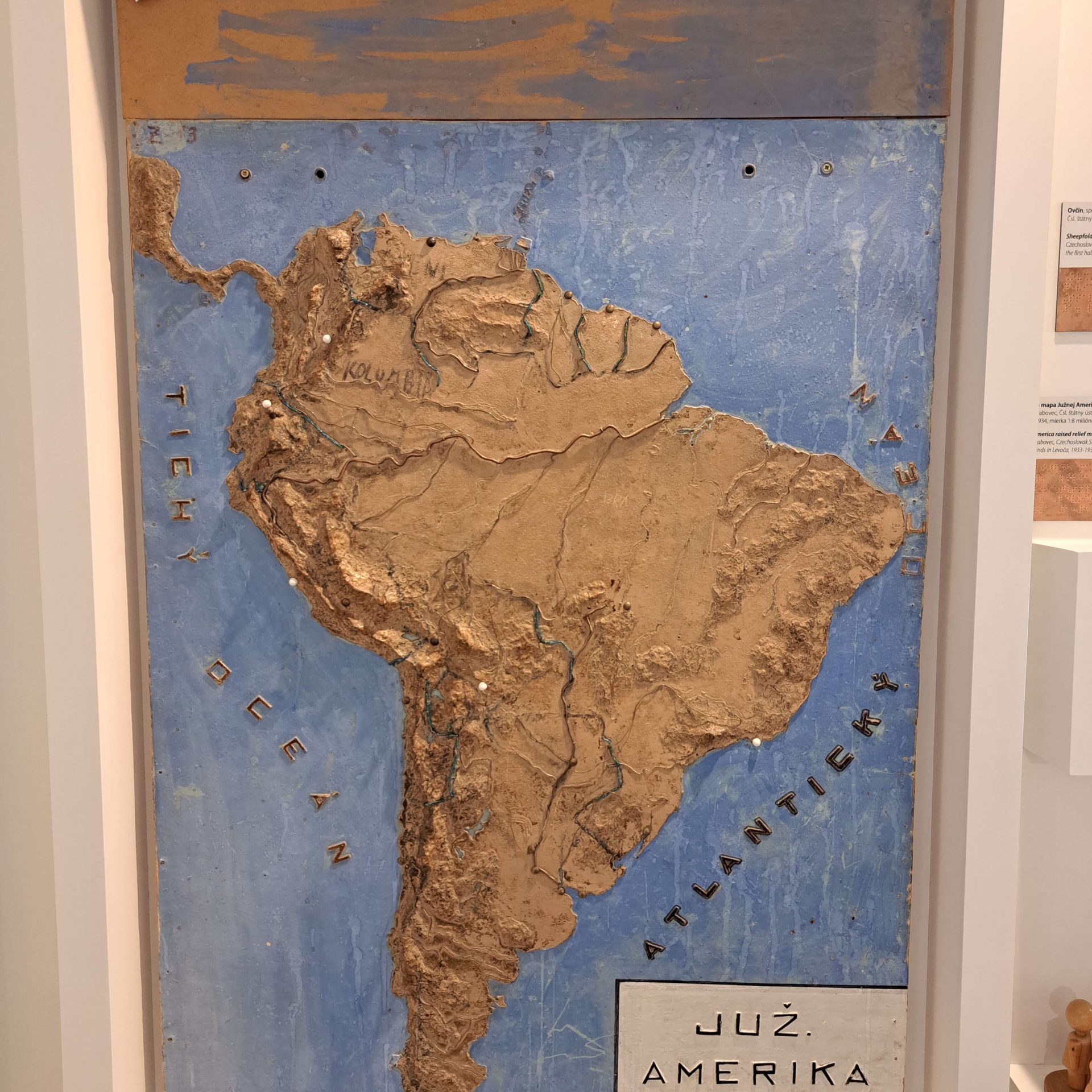 Reliéfna mapa južnej Ameriky.