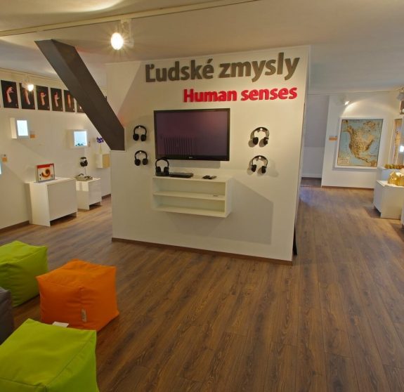 Ludske zmysly Stála expozícia, ľudské zmysly.