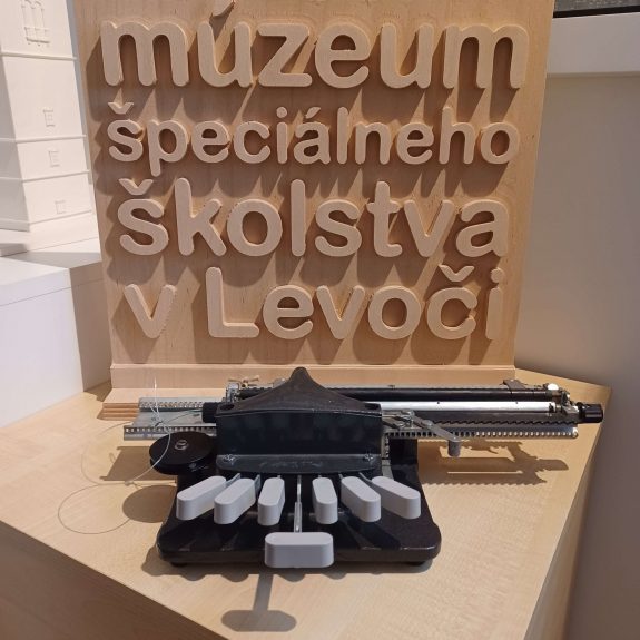 Pichtov písací stroj Pichtov písací stroj.