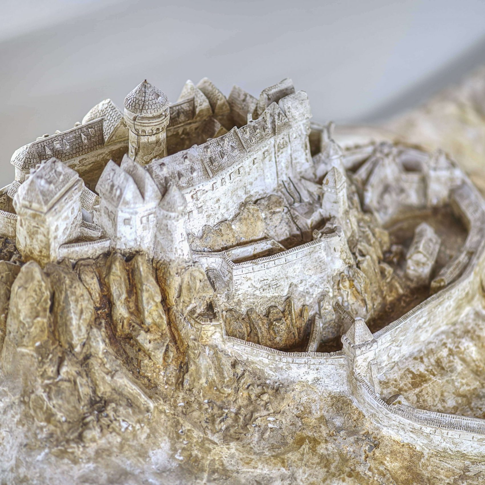 Horná a stredná časť Spišského hradu