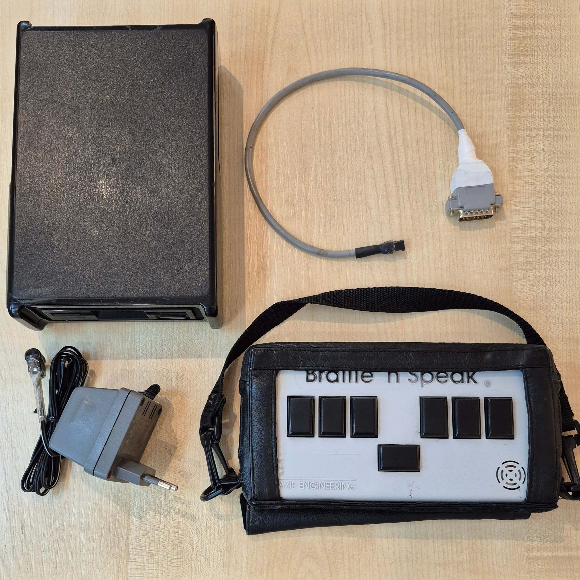 Braille´n Speak elektronický zápisník pre nevidiacich Braille´n Speak