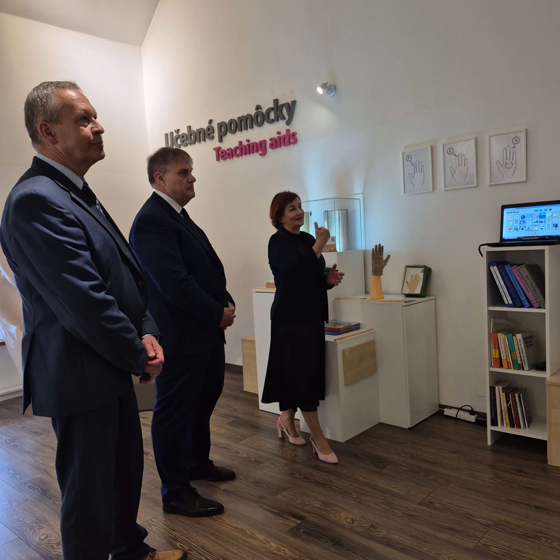 Český veľvyslanec v Múzeu špeciálneho školstva v Levoči.