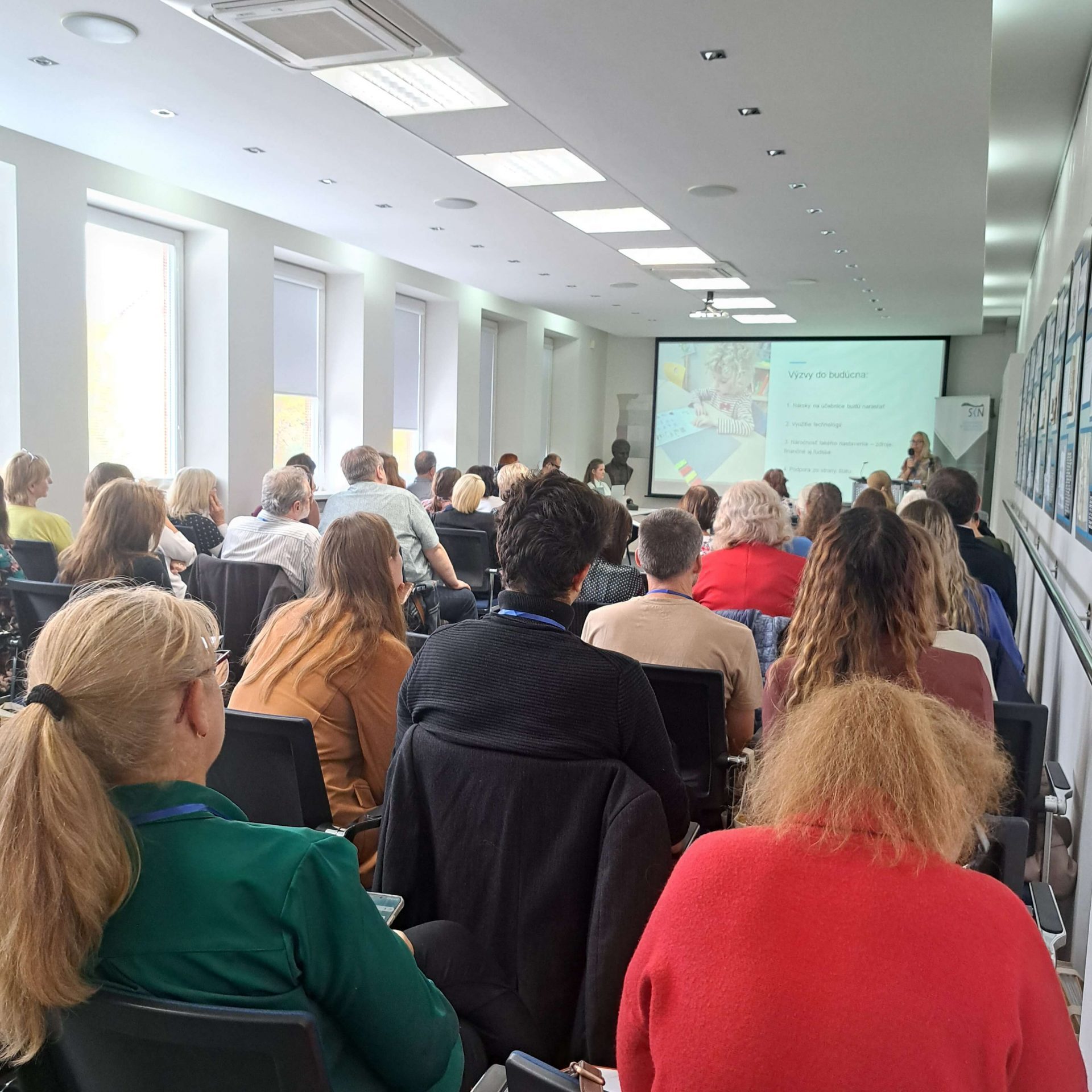 Medzinárodná konferencia „Aktuálne postavenie Braillovho písma v spoločnosti a jeho využitie v budúcnosti“.