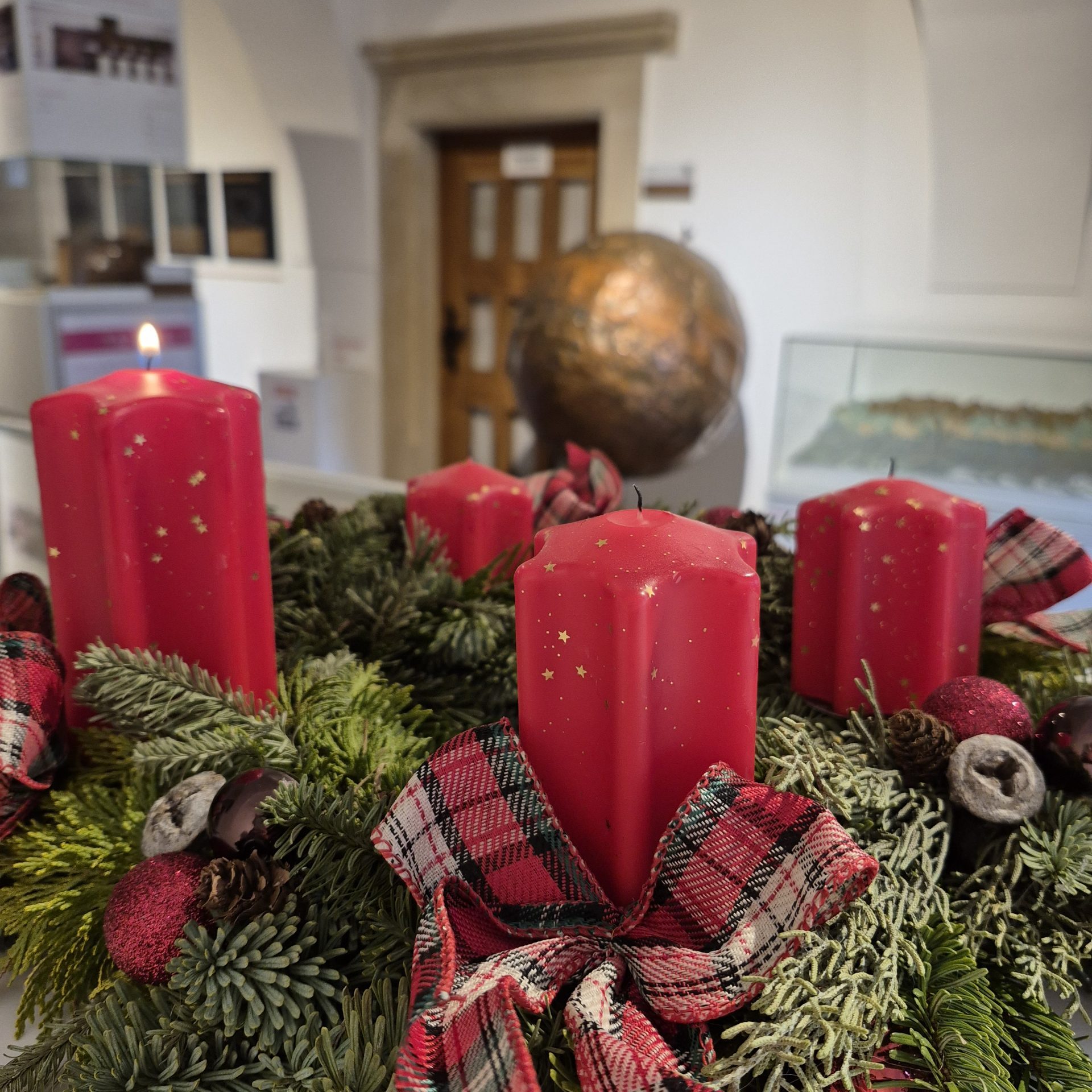 Adventný veniec v Múzeu špeciálneho školstva v Levoči.