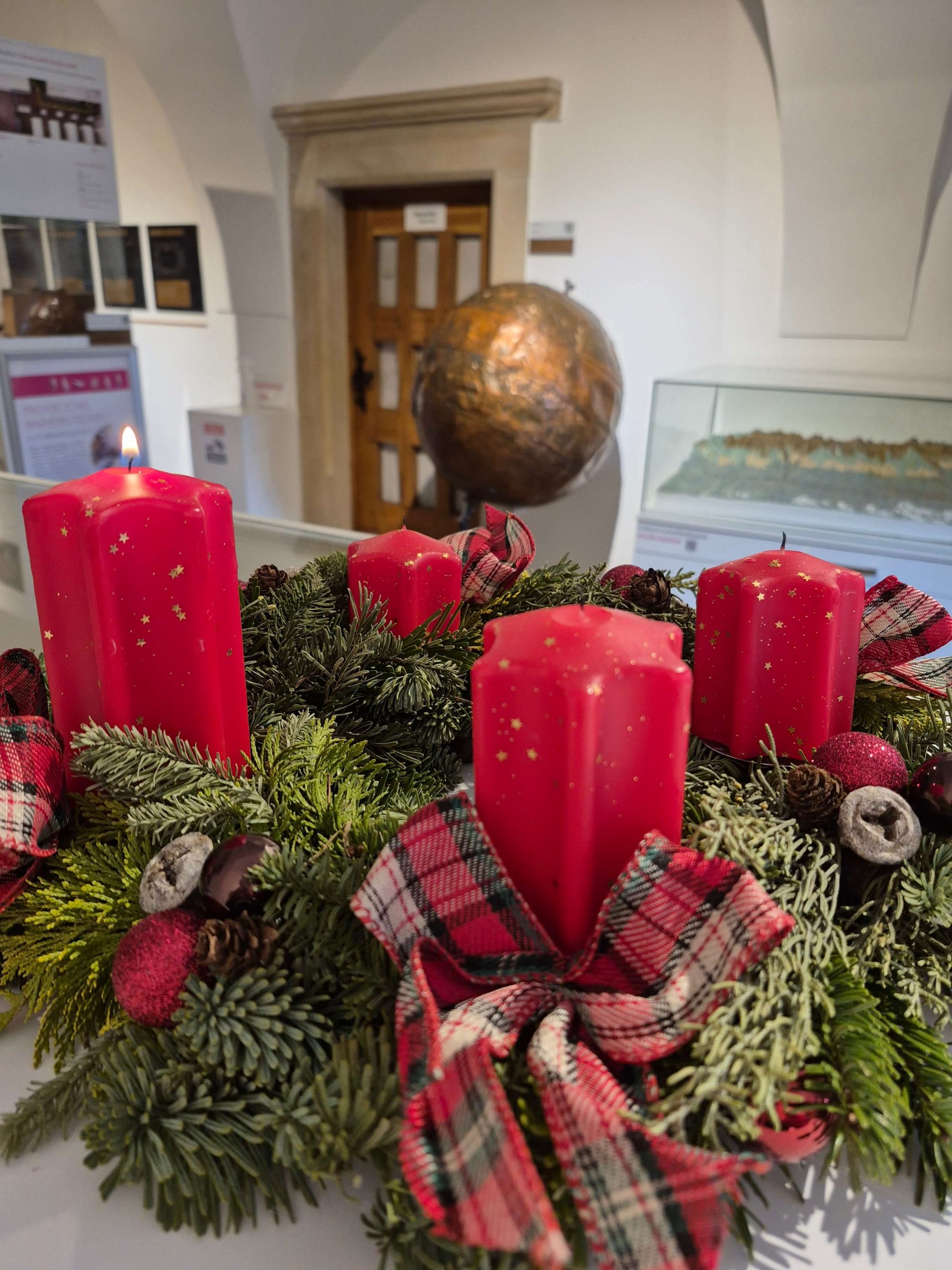 Adventný veniec v Múzeu špeciálneho školstva v Levoči.