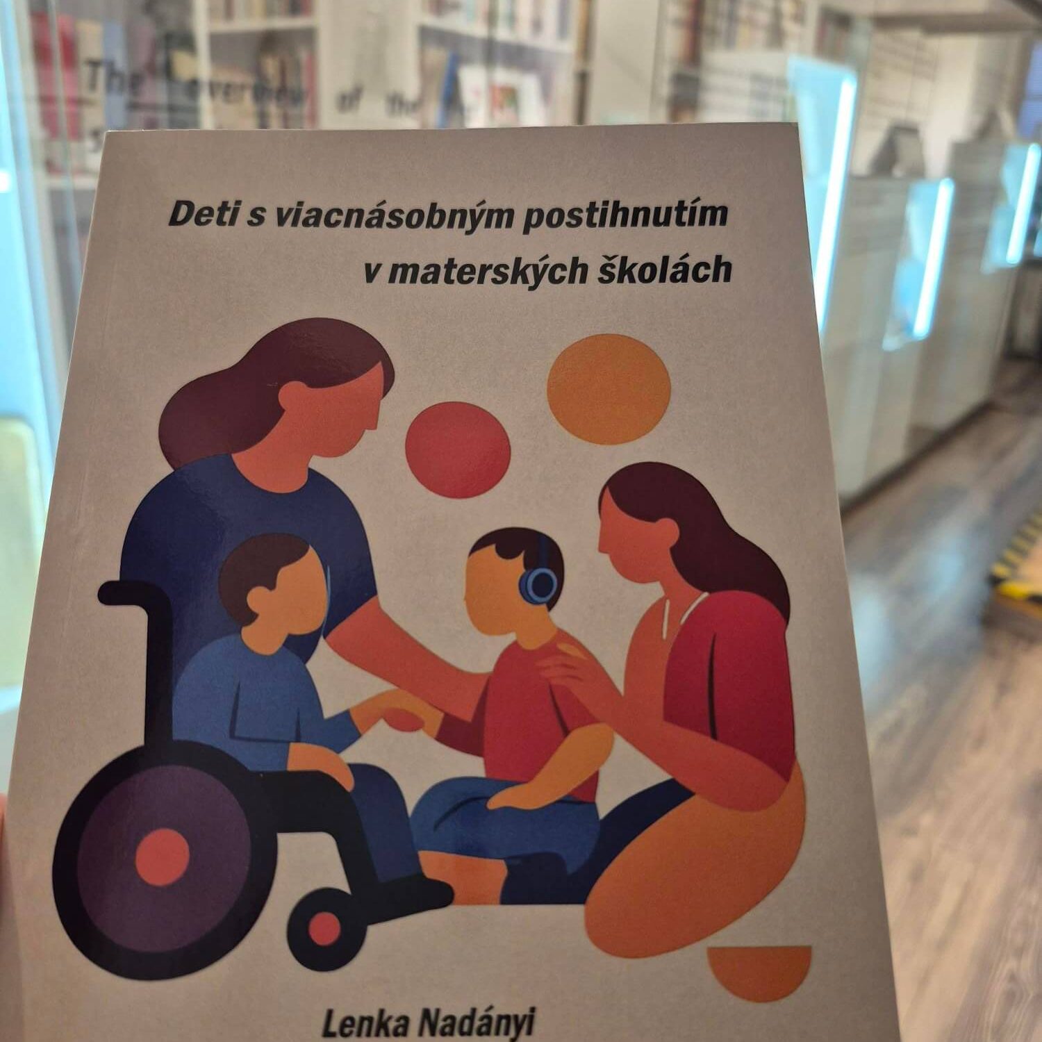 Kniha Deti s viacnásobným postihnutím v materských školách.